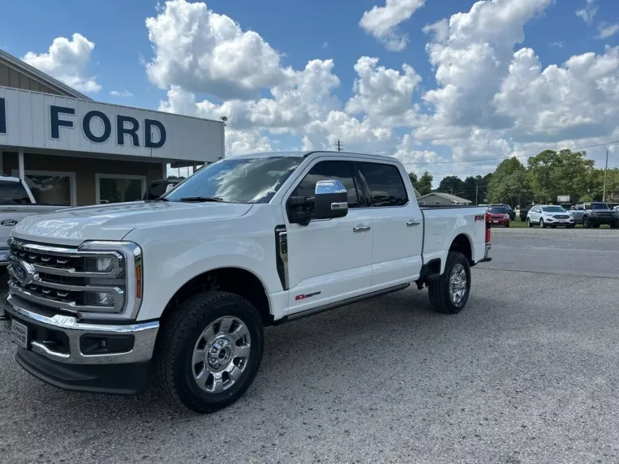 2025 Ford F-250 King Ranch photo 1