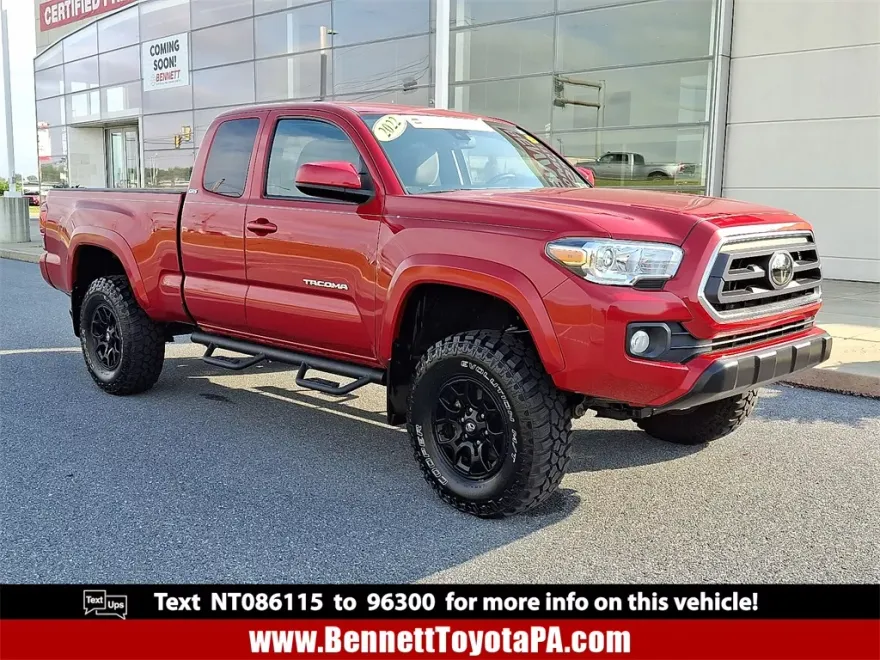 2022 Toyota Tacoma SR5 4x4 Access Cab photo 1