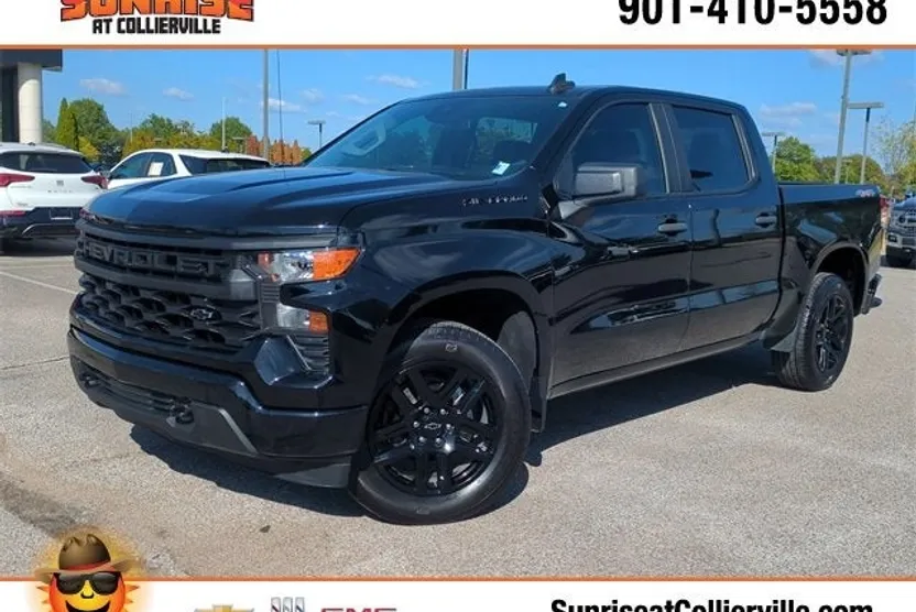 2024 Chevrolet Silverado 1500 Custom photo 1