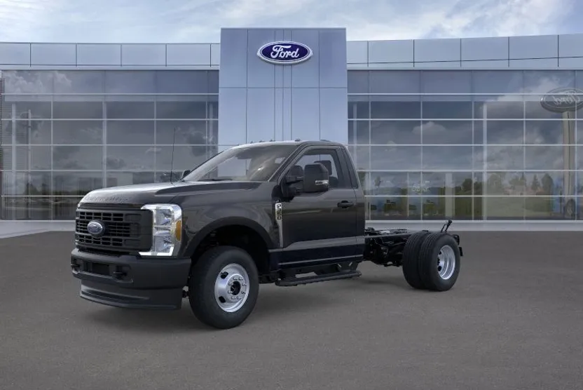 2026 Ford F-350 XL photo 1