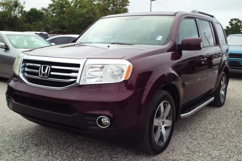 2013 Honda Pilot Touring photo 1