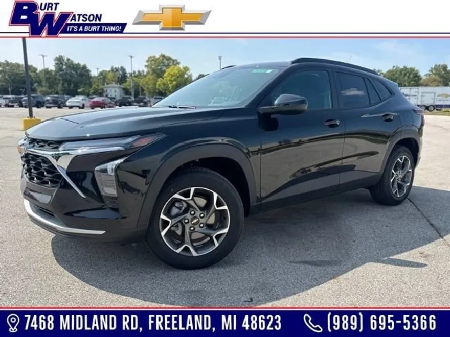 2025 Chevrolet Trax LT photo 1
