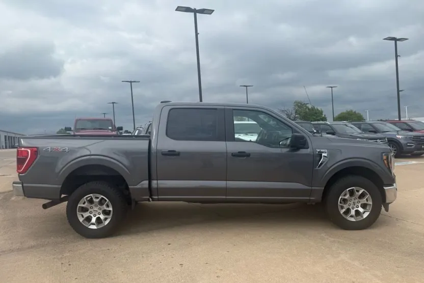 2023 Ford F-150 XLT photo 1