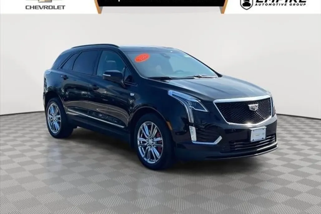 2022 Cadillac XT5 Sport photo 1