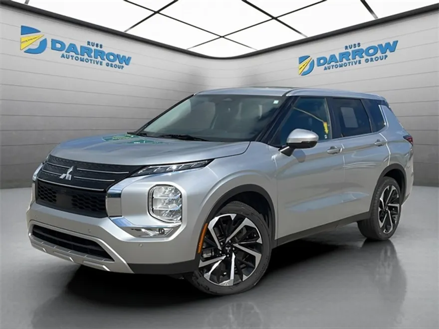 2024 Mitsubishi Outlander SE photo 1
