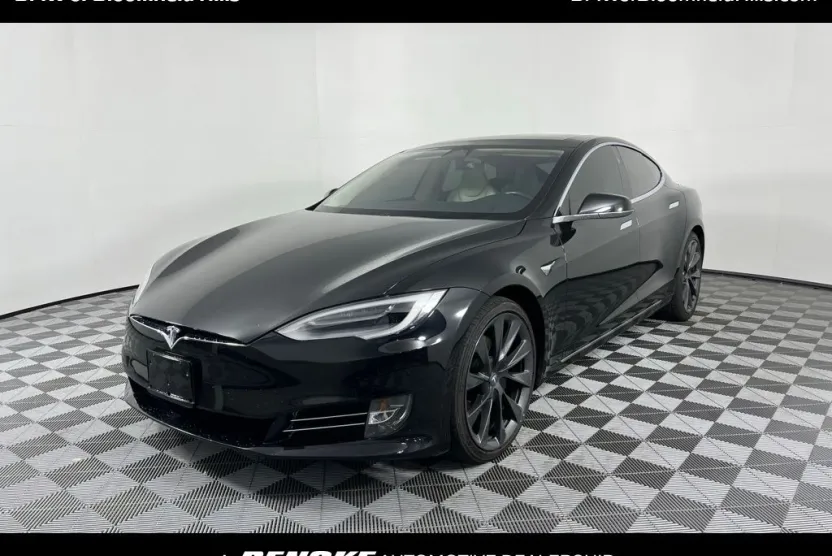 2019 Tesla Model S Long Range photo 1