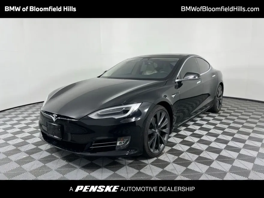 2019 Tesla Model S Long Range photo 1