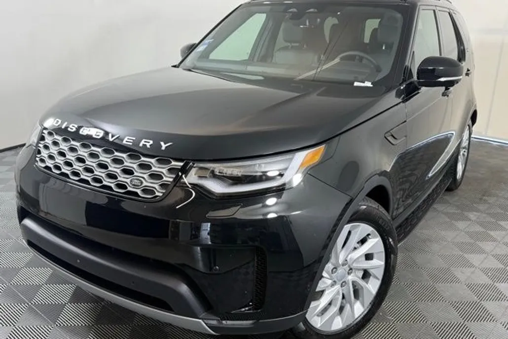 2025 Land Rover Discovery S photo 1