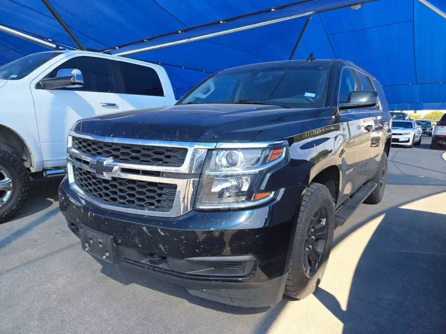 2019 Chevrolet Tahoe LS photo 1