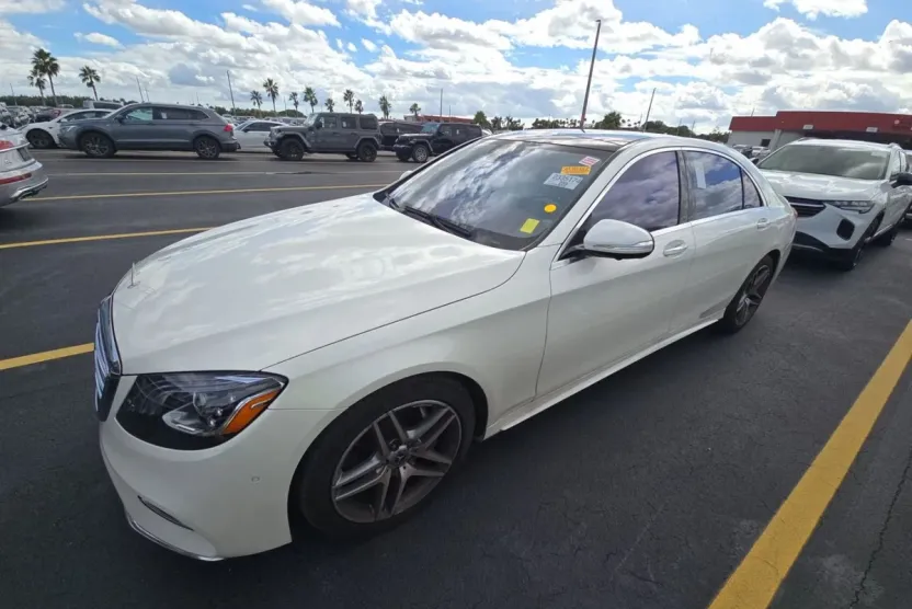 2018 Mercedes Benz S 560 photo 1