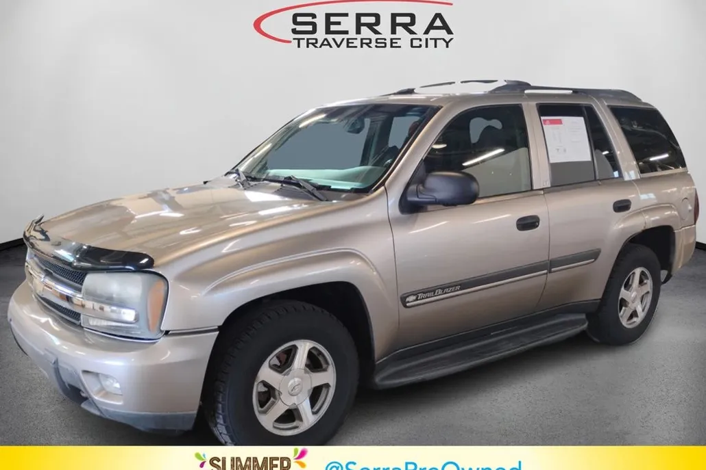 2002 Chevrolet Trailblazer LT photo 1