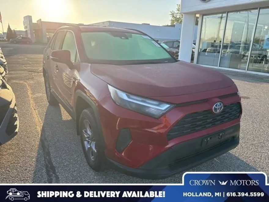 2022 Toyota RAV4 Hybrid XLE photo 1