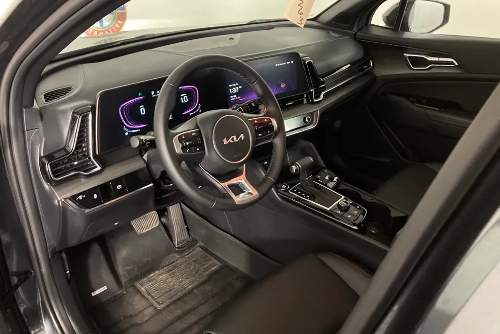 2024 Kia Sportage X-Line photo 1