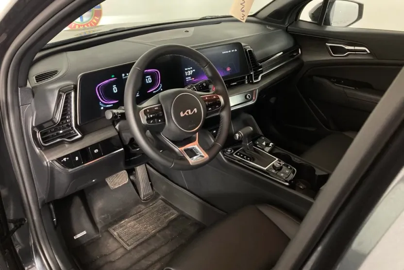 2024 Kia Sportage X-Line photo 1