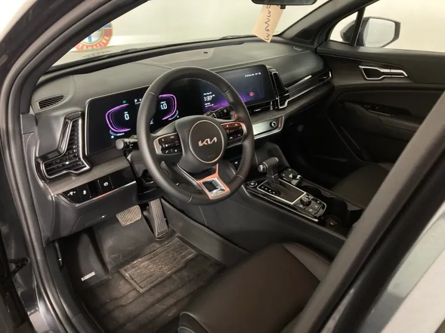 2024 Kia Sportage X-Line photo 1