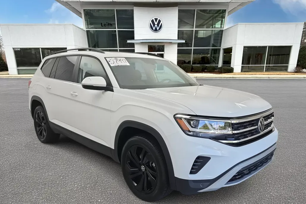 2022 Volkswagen Atlas SE Technology photo 1