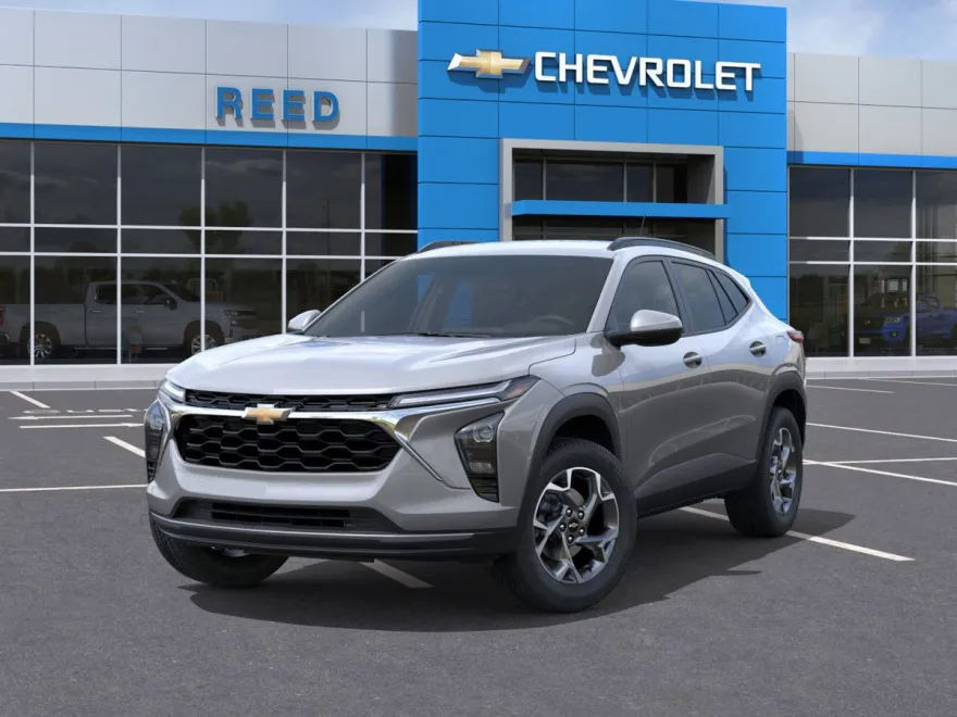 2026 Chevrolet Trax LT photo 1