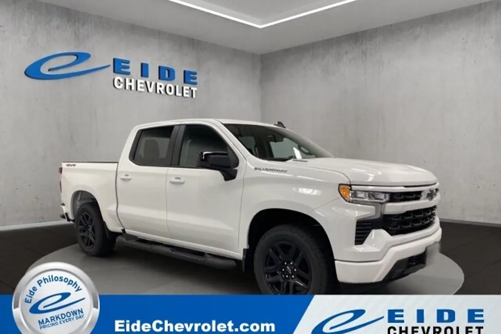 2026 Chevrolet Silverado 1500 RST photo 1