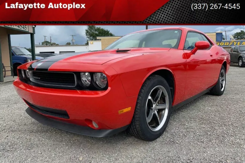 2010 Dodge Challenger SE photo 1