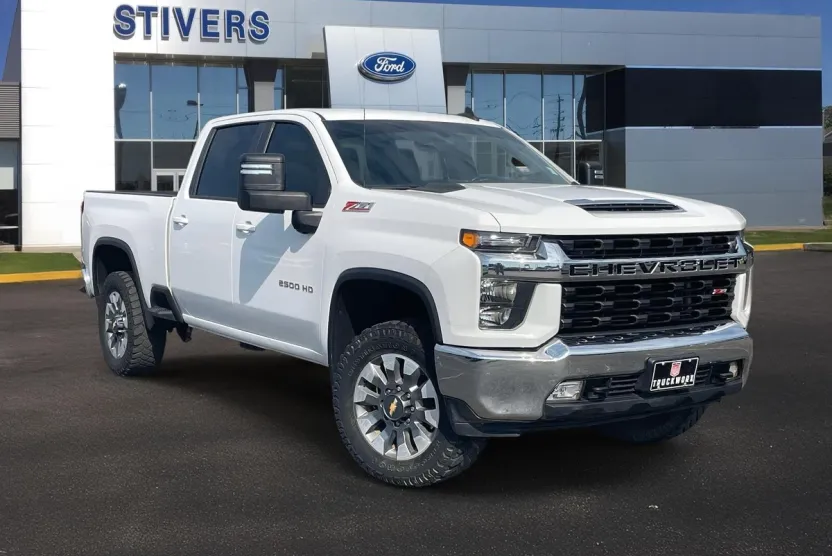 2022 Chevrolet Silverado 2500HD LT photo 1