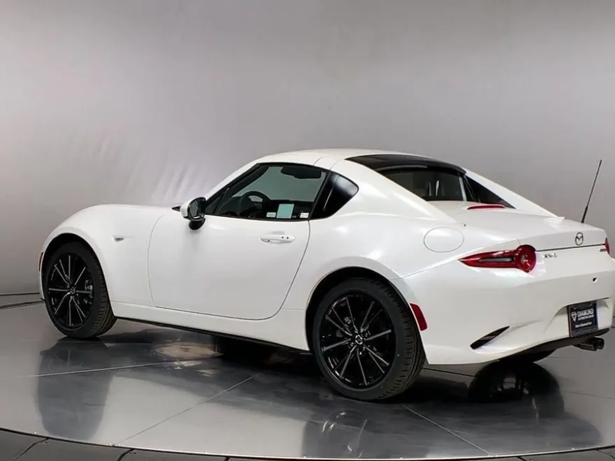 2025 Mazda MX-5 Miata Miata RF Grand Touring photo 6