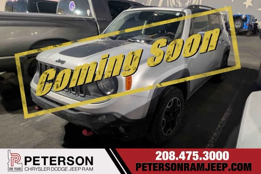 2016 Jeep Renegade Trailhawk photo 1