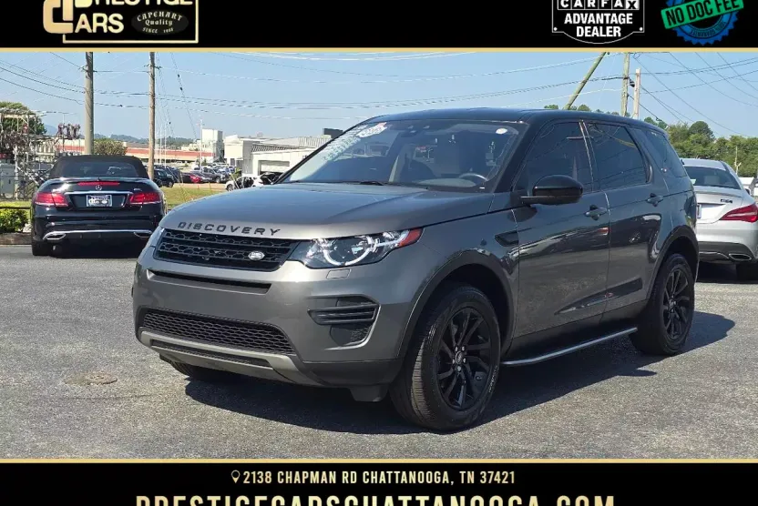 2019 Land Rover Discovery Sport SE photo 1