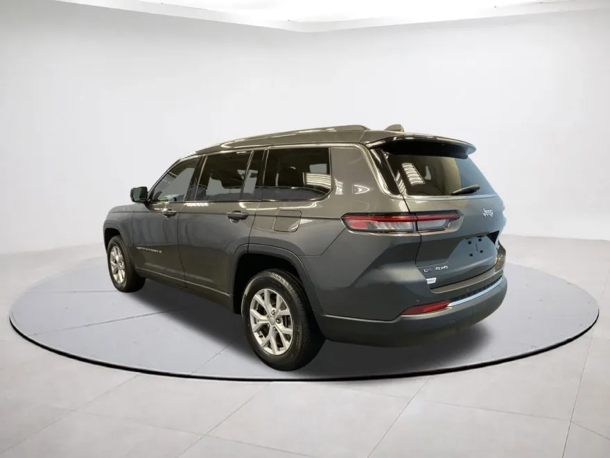 2022 Jeep Grand Cherokee Limited photo 1