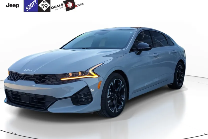 2023 Kia K5 GT-Line photo 1