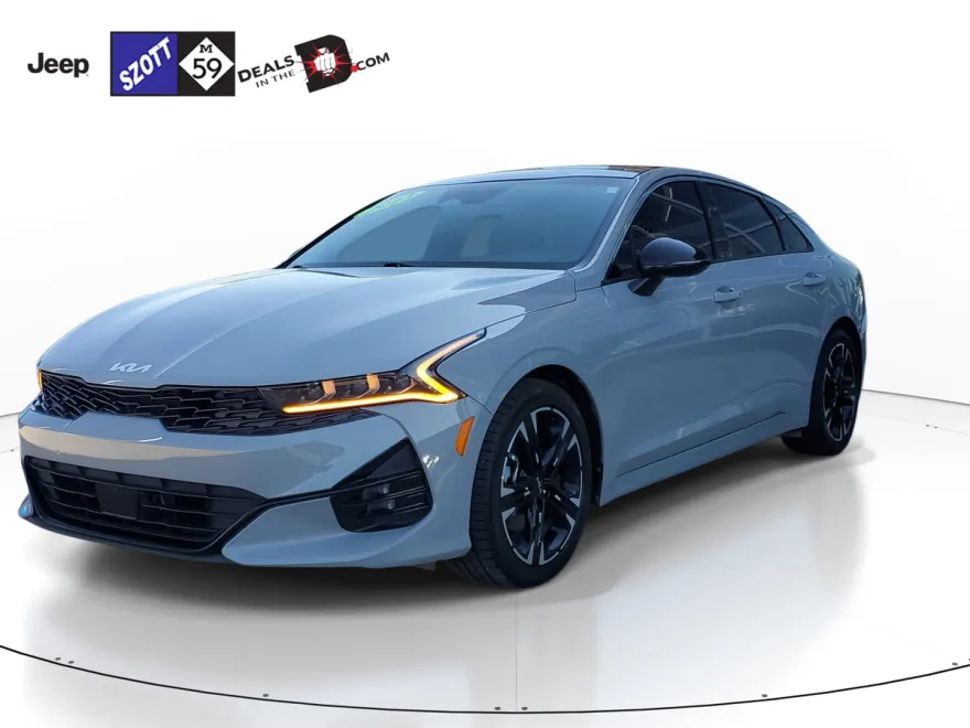 2023 Kia K5 GT-Line photo 1
