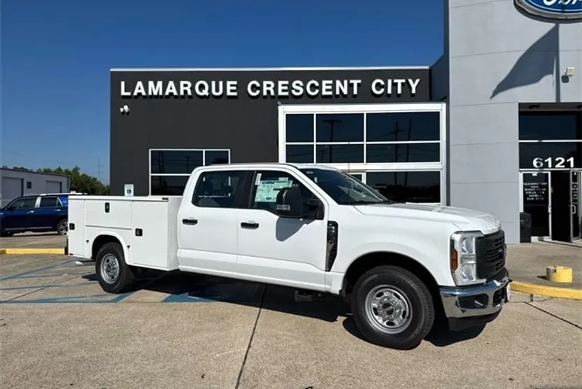 2026 Ford F-250 photo 1