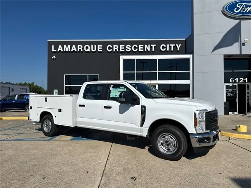 2026 Ford F-250 photo 1