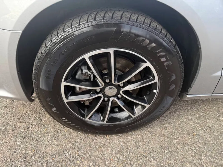 2019 Dodge Grand Caravan GT photo 1