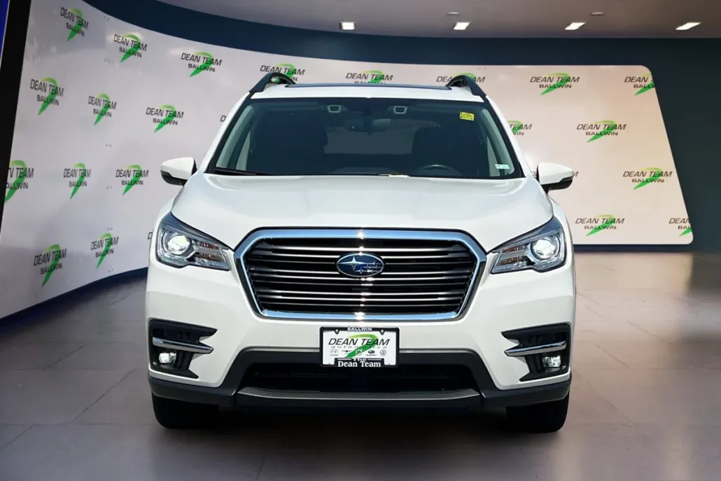 2022 Subaru Ascent Limited photo 1
