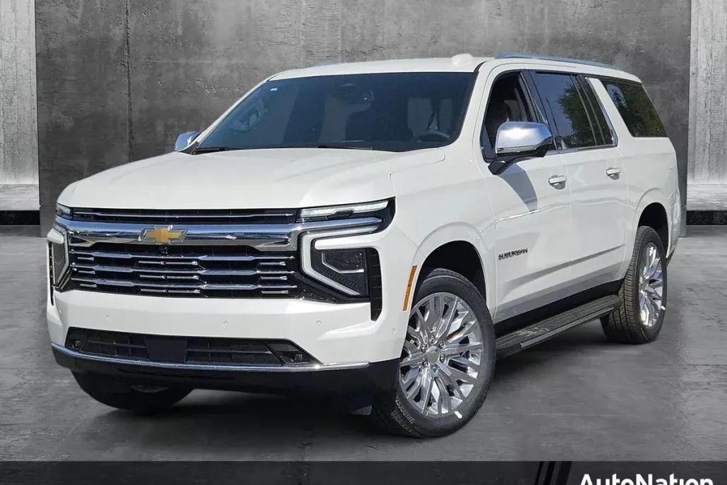 2025 Chevrolet Suburban Premier photo 1