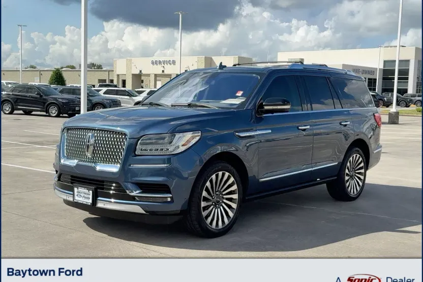 2019 Lincoln Navigator Reserve photo 1