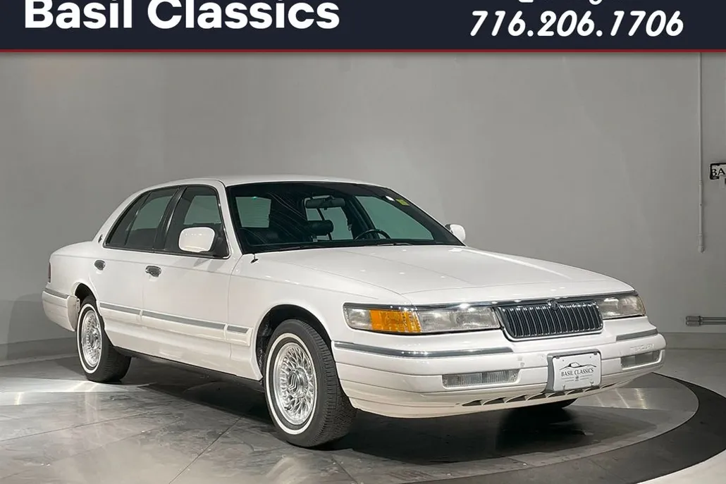 1994 Mercury Grand Marquis LS photo 1