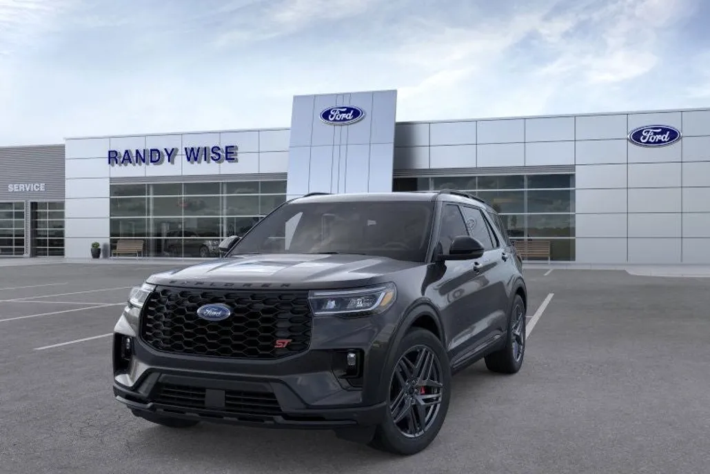 2025 Ford Explorer ST photo 1