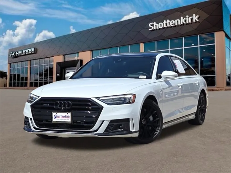 2021 Audi A8 L 55 Quattro photo 1