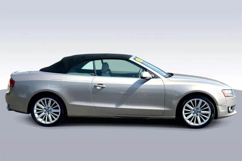 2011 Audi A5 Cabriolet 2.0T Premium Plus photo 1