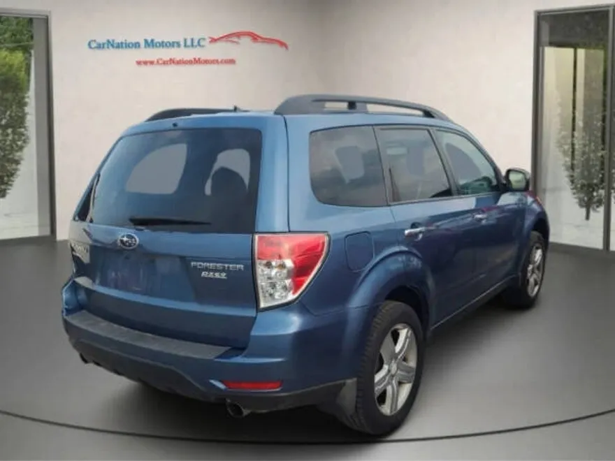 2010 Subaru Forester 2.5X Limited photo 1
