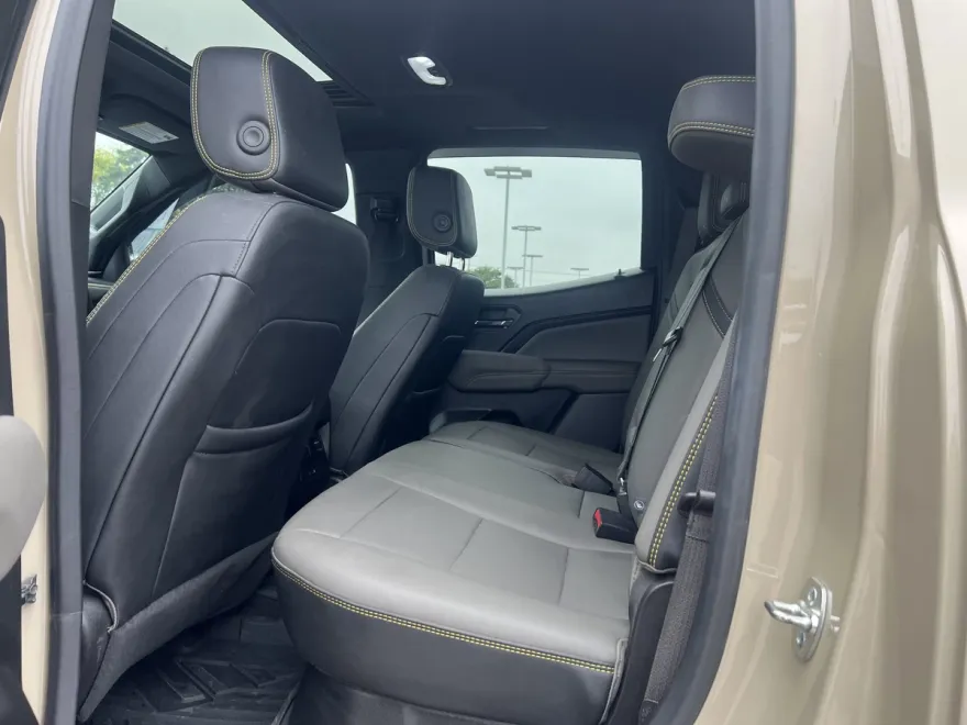 2024 Chevrolet Colorado ZR2 photo 1