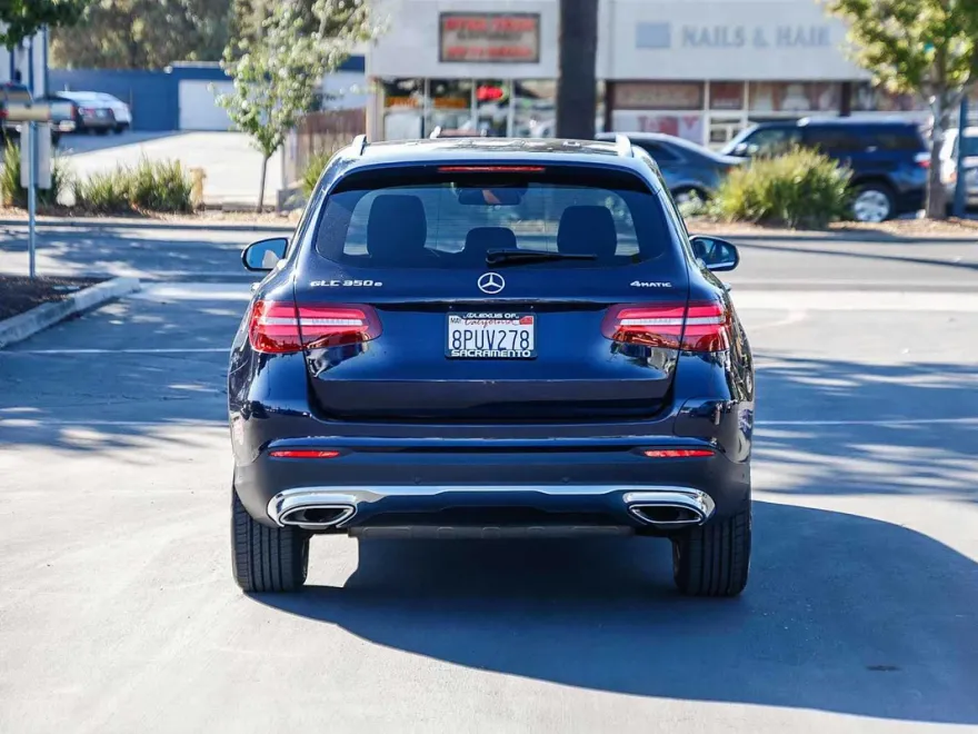2019 Mercedes Benz GLC 350e 4MATIC photo 1