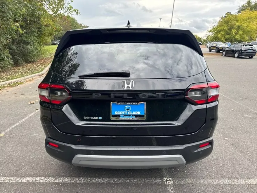 2025 Honda Pilot EX-L photo 1