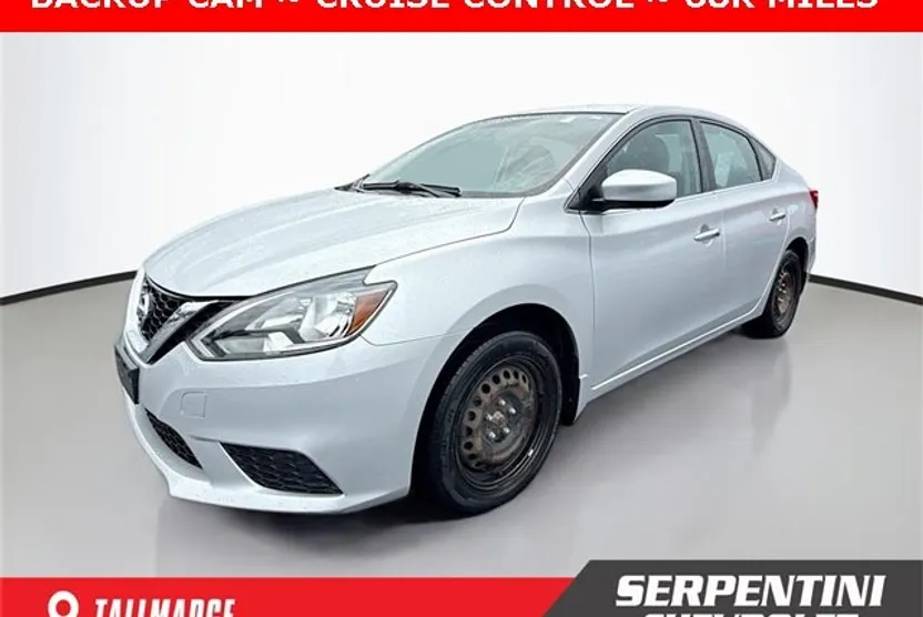 2016 Nissan Sentra SV photo 1