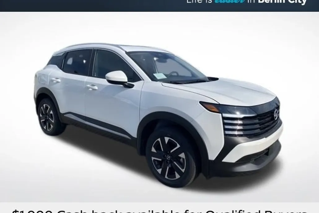 2025 Nissan Kicks SV photo 1