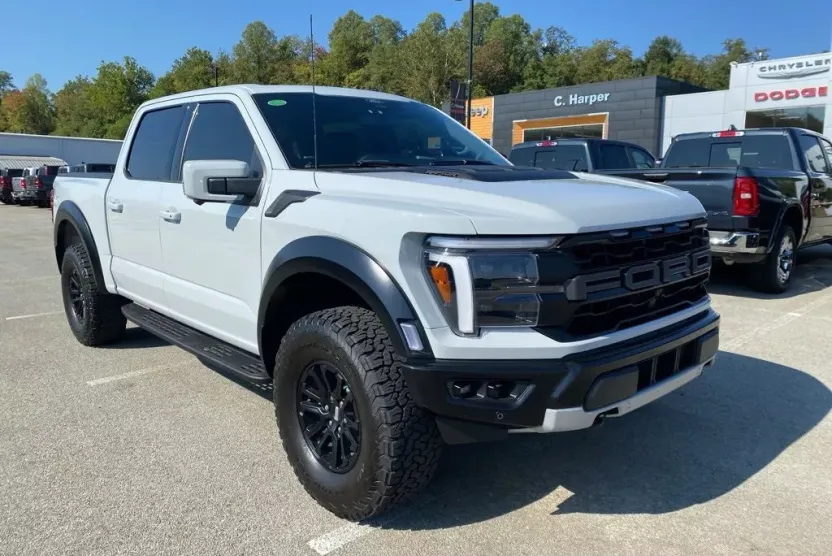 2024 Ford F-150 Raptor photo 1