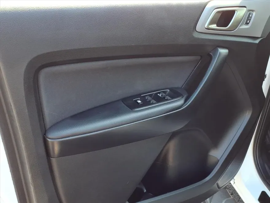 2023 Ford Ranger XLT photo 1