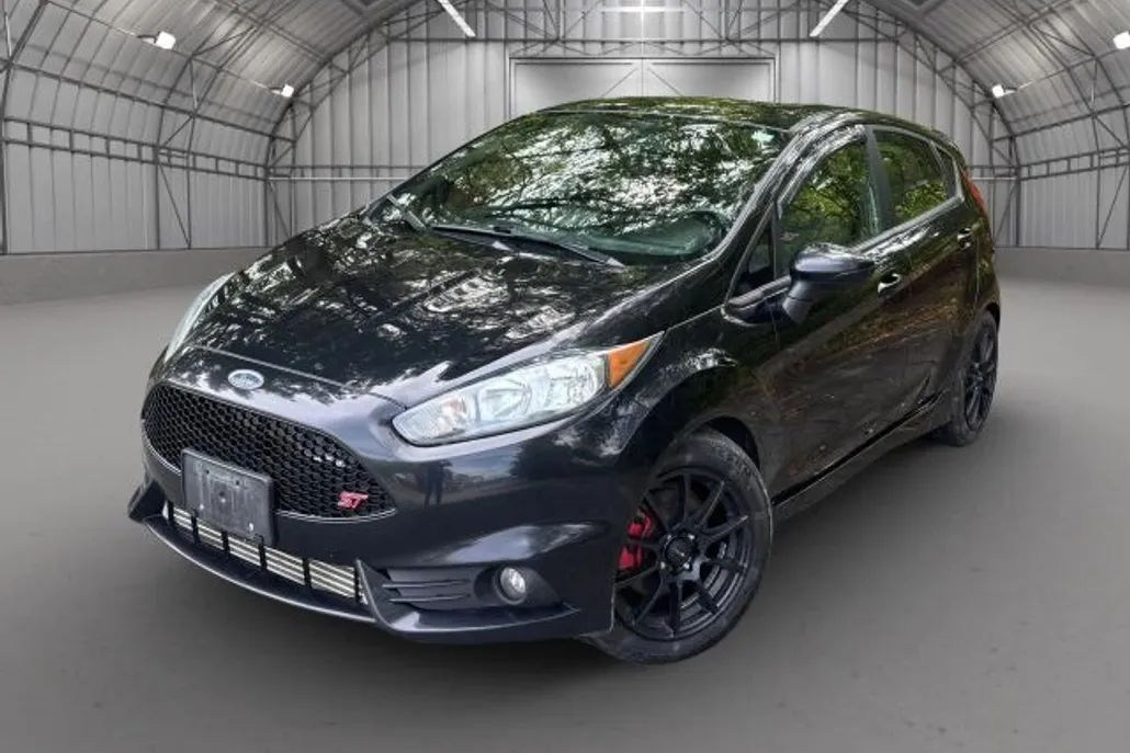 2016 Ford Fiesta ST photo 1