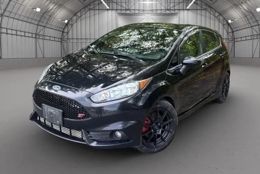 2016 Ford Fiesta ST photo 1